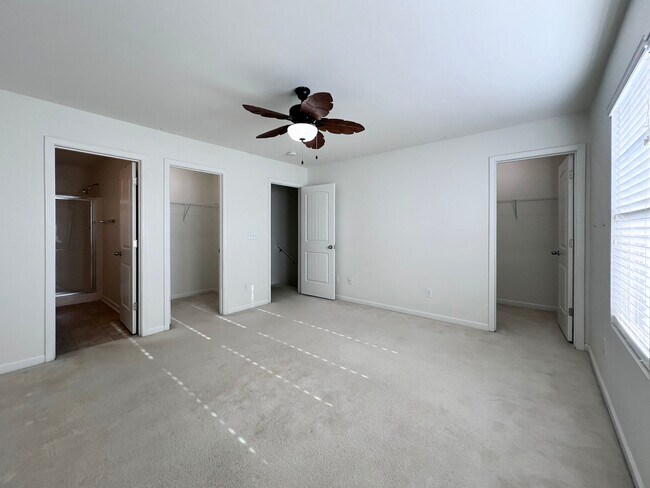 Building Photo - 9938 Sweet Basil Dr