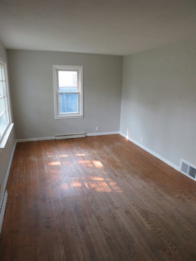 Building Photo - 3406 Blakeley Ave