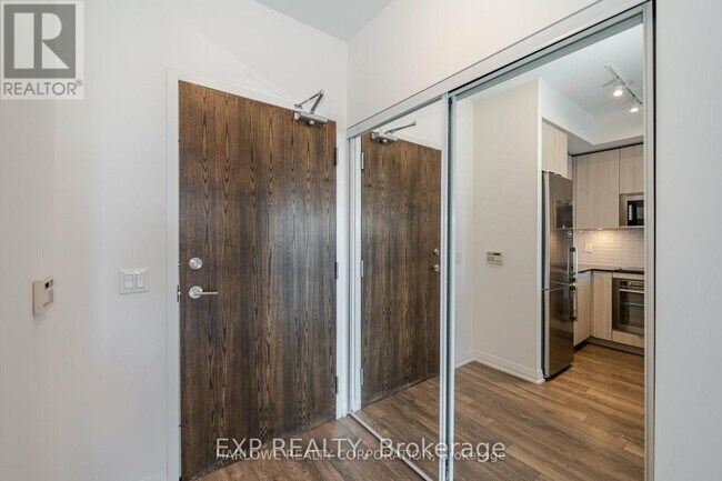 Building Photo - 99 Eagle Rock Way