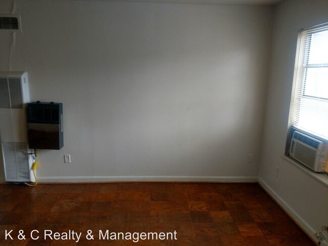 Foto del edificio - 717 Olive St