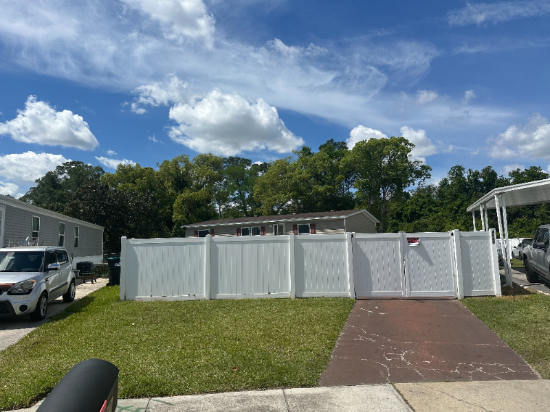 Foto principal - 4660 Chicadee Ave