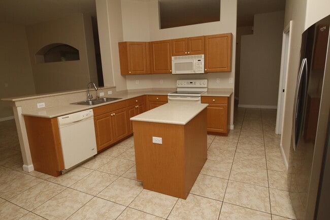 Foto del edificio - 523 Gardendale Cir SE