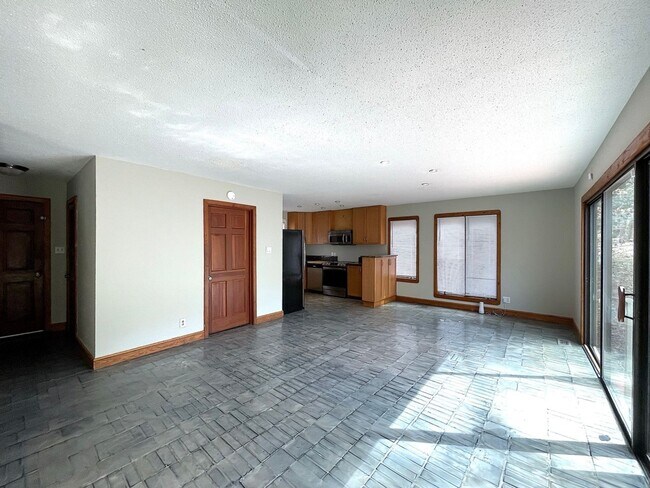 Building Photo - Great home near Jordan Lake  on Acreage! I...