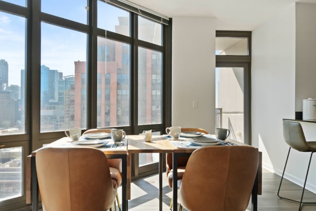 Foto del edificio - 355 N Desplaines St