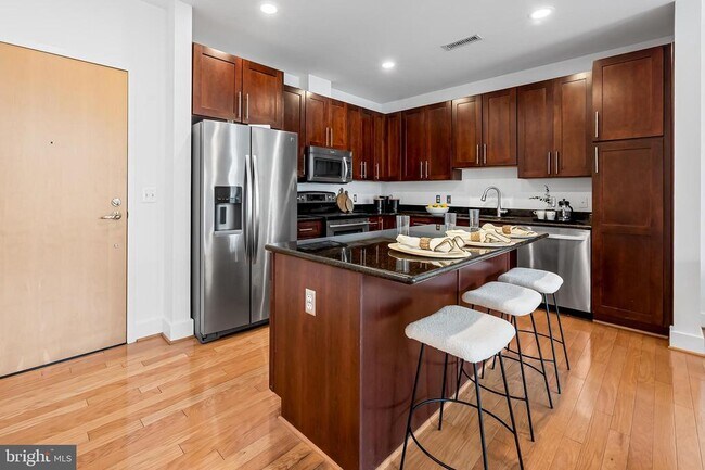 Foto del edificio - 2772 Lighthouse Point E