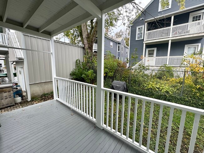 Foto del edificio - 29 Frederick Ave