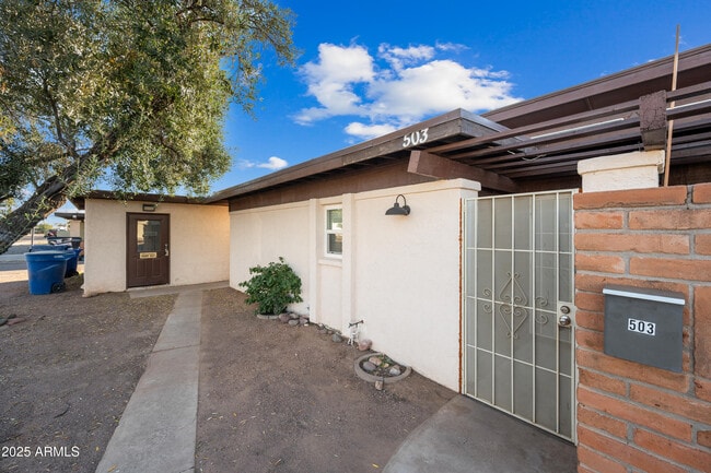 Building Photo - 503 W Pebble Beach Dr