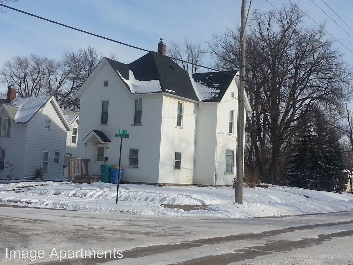 Primary Photo - 500 E Rose St