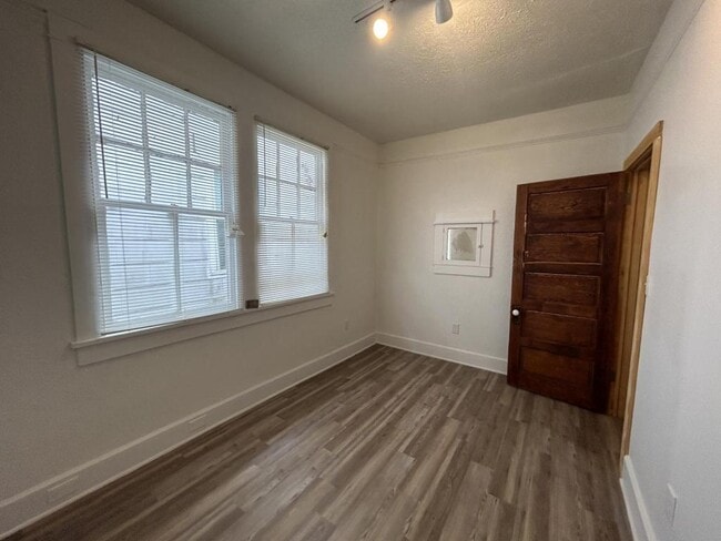 Foto del edificio - 1412 Teche St