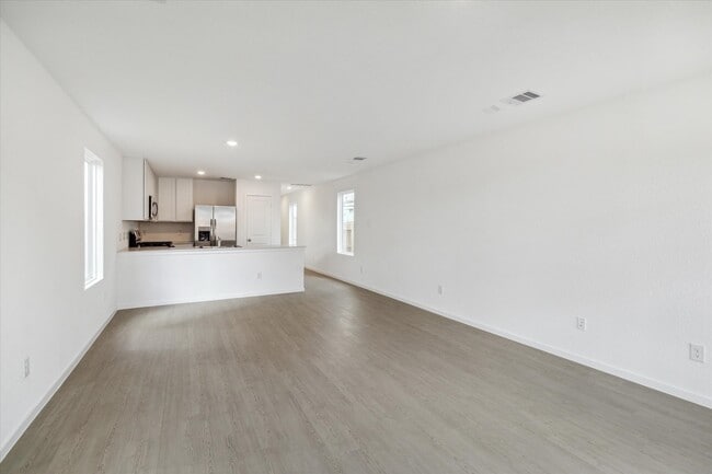 Building Photo - 18246 Via Aurelia Dr