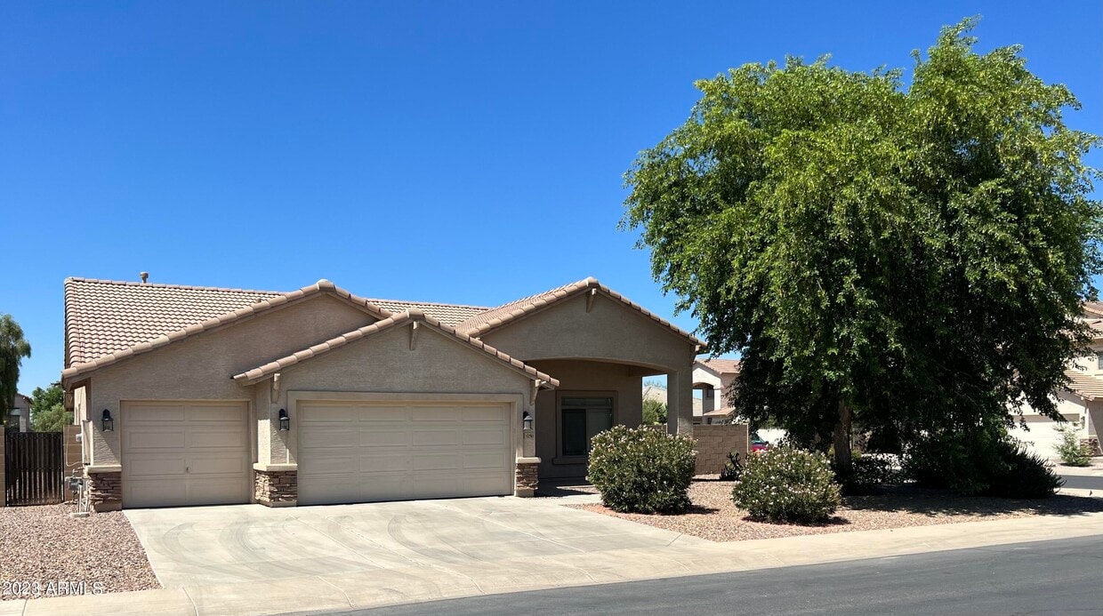 43204 Kramer Ln, Maricopa, AZ 85138 House for Rent in Maricopa, AZ