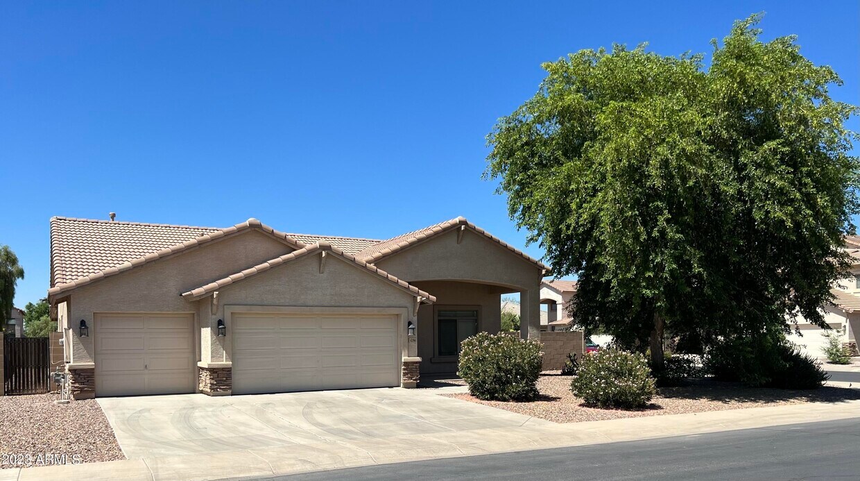 43204 Kramer Ln, Maricopa, AZ 85138 House for Rent in Maricopa, AZ