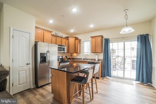 Building Photo - 1026 Sithean Way