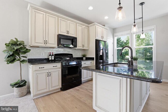Foto del edificio - 8923 Quarry Rd