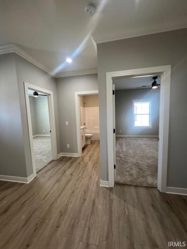 Building Photo - 3796 High Pointe Dr