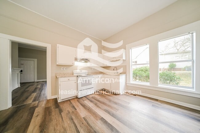 Foto del edificio - 603 Park Ave