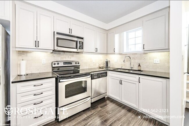 Photo du bâtiment - Bright 1-Bedroom Unit in Kitchener – 750 S...