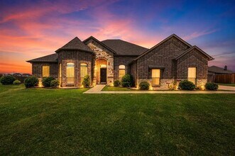 Building Photo - 413 Green Ct