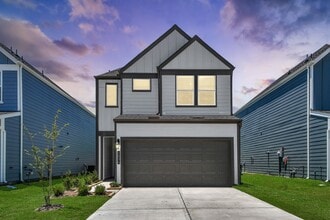 Building Photo - 2138 Olivos St