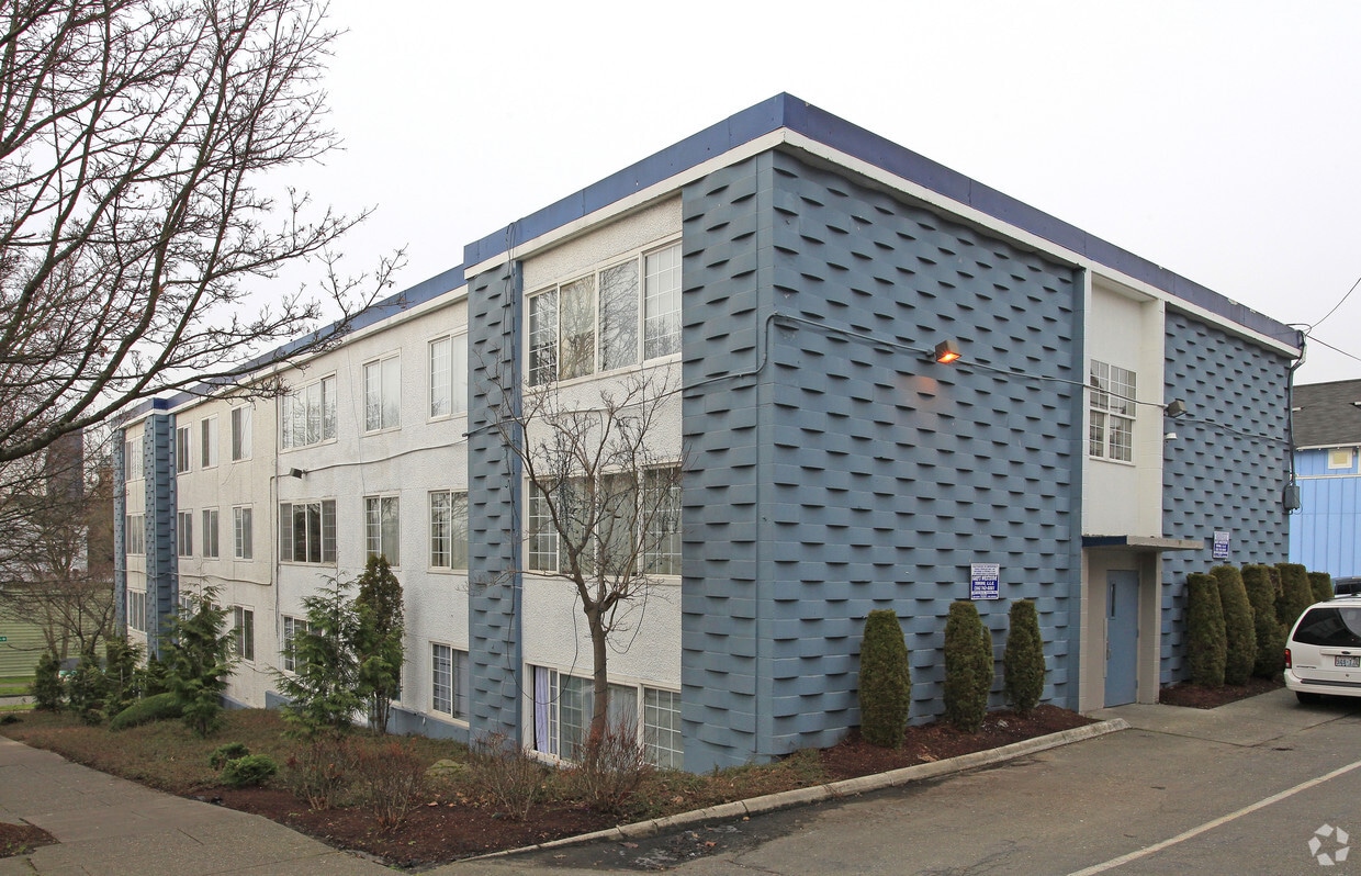 Primary Photo - 106 22nd Ave
