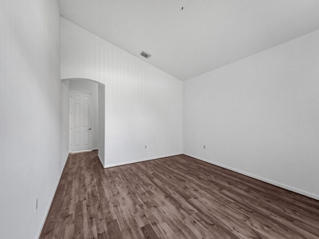 Building Photo - 2561 SW 192nd Terrace