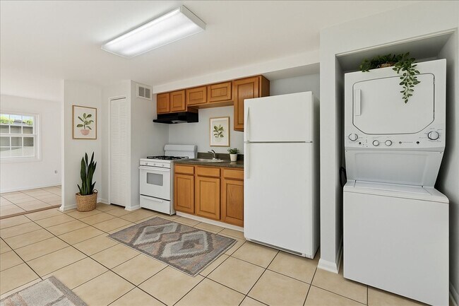Foto del edificio - 2 Bedroom Close to Campus