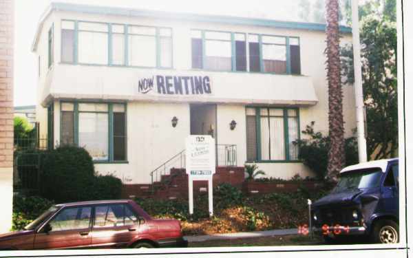 Building Photo - 616 S Catalina St