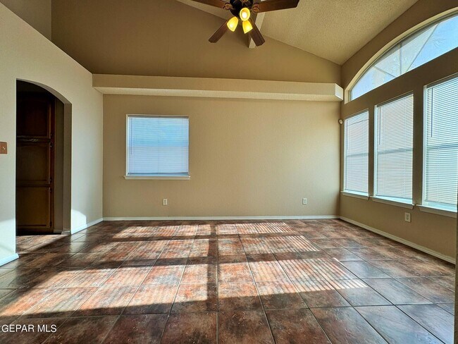 Foto del edificio - 1293 Morgan Marie St