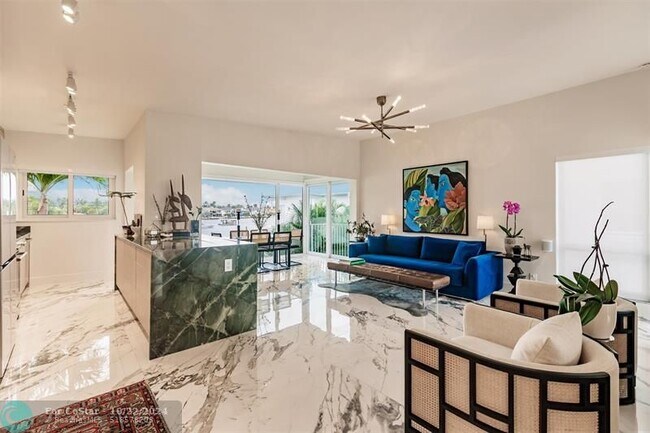 Foto del edificio - 425 Bayshore Dr