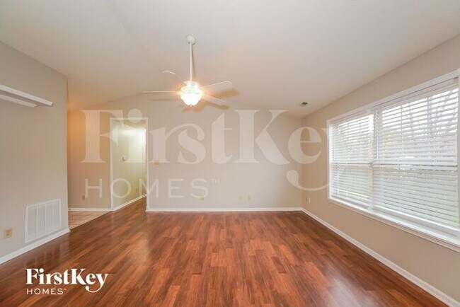 Foto del edificio - 7837 Cross Willow Blvd