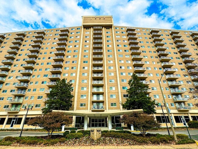 Bright And Spacious 1 Bed 1 Bath Condo Wit... - Bright And Spacious 1 Bed 1 Bath Condo Wit...
