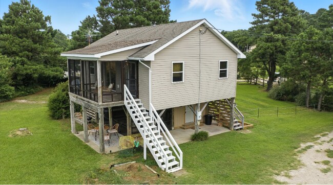 Foto del edificio - 116 Mistletoe Ln
