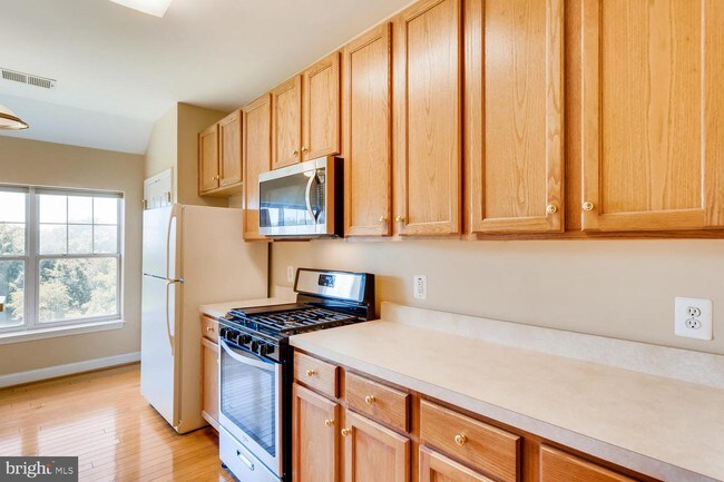 Building Photo - 2120 Troon Overlook