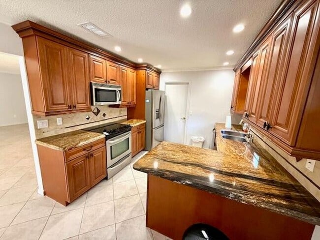 Photo - 23160 SW 53rd Ave House