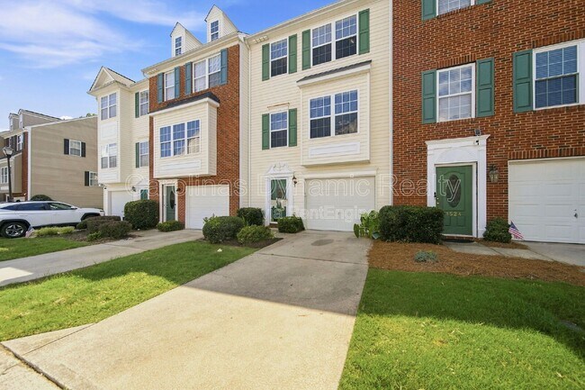 Foto del edificio - 1526 Royal Auburn Ave