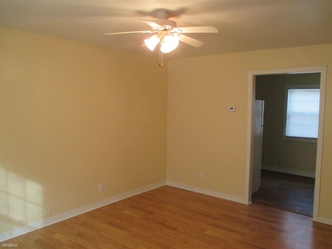 Foto del edificio - 2 br, 1 bath House - 1258 N Pennsylvania Ave