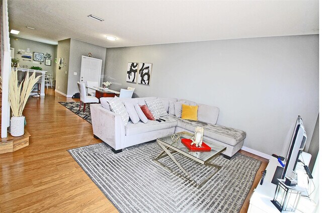 Building Photo - 3618 San Simeon Cir