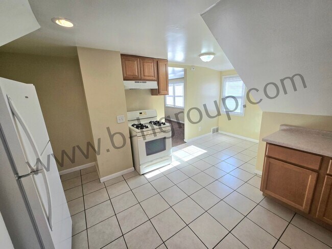 Foto del edificio - 5004 28th Ave