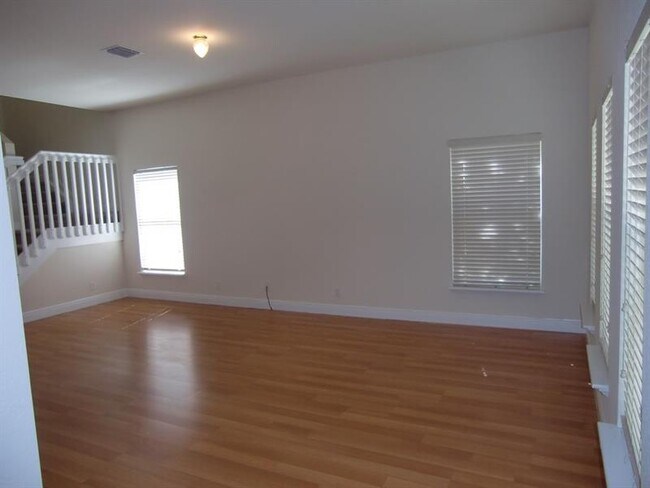Building Photo - 2691 SW 99th Way