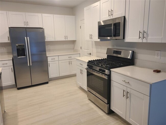 Building Photo - 34917 Kircher Dr