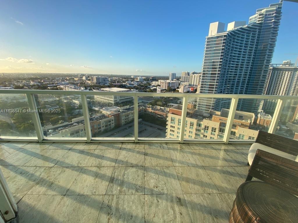 Foto principal - 1900 N Bayshore Dr