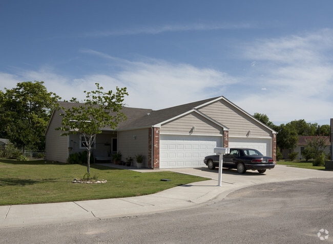 Building Photo - Gardens of Taylor - Ages 55+ ONLY Community