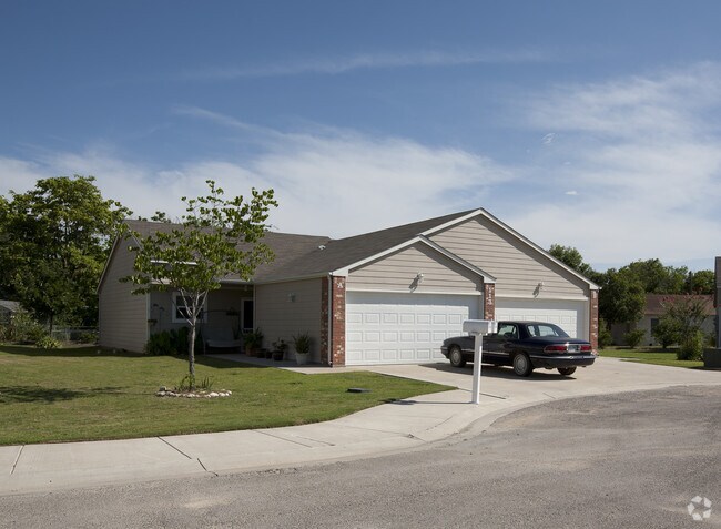 Foto del edificio - Gardens of Taylor - Ages 55+ ONLY Community