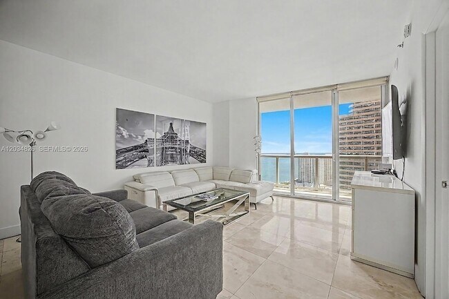 Foto del edificio - 485 Brickell Ave