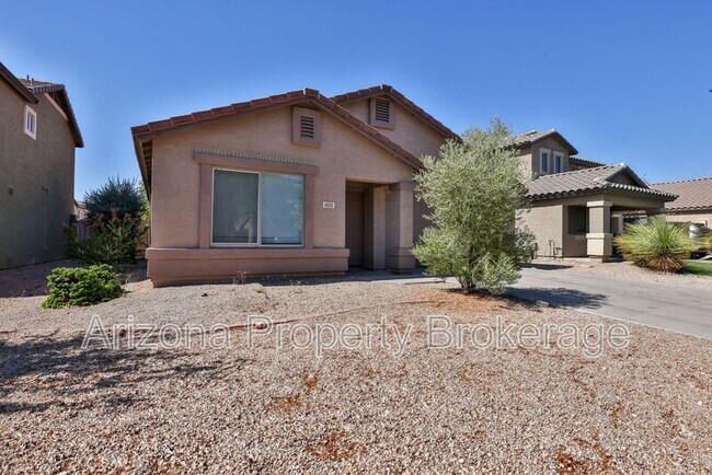 Building Photo - 1025 E Palomino Way