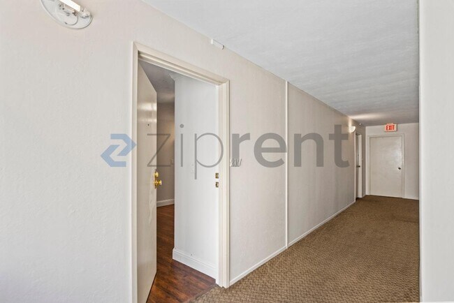 Foto del edificio - Unit 217