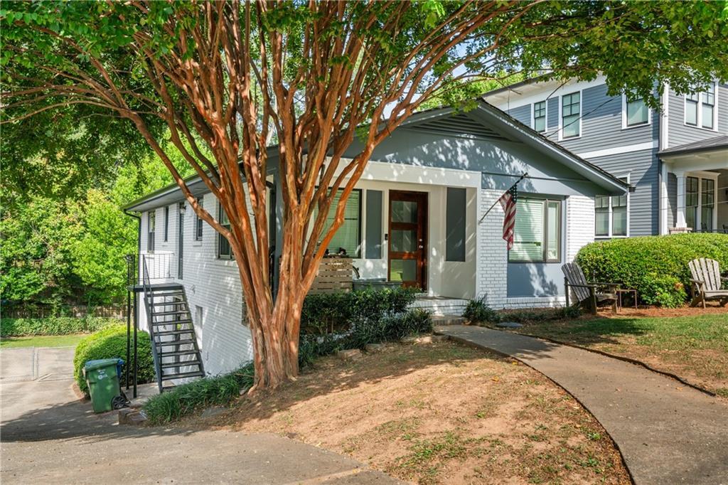 Foto principal - 870 Barnett St NE