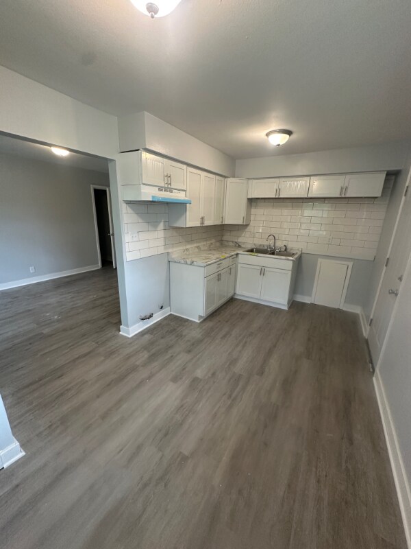Foto del edificio - 7230 W Lakefield Dr