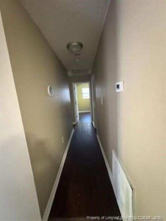 Foto del edificio - 1937 Bain Dr