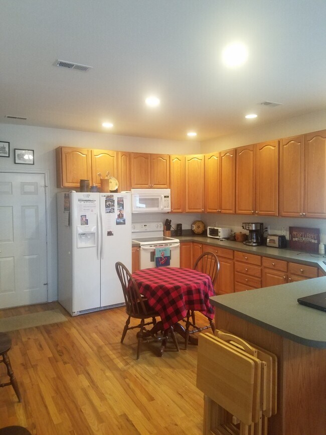 Foto del edificio - 1253 White Rock Ct